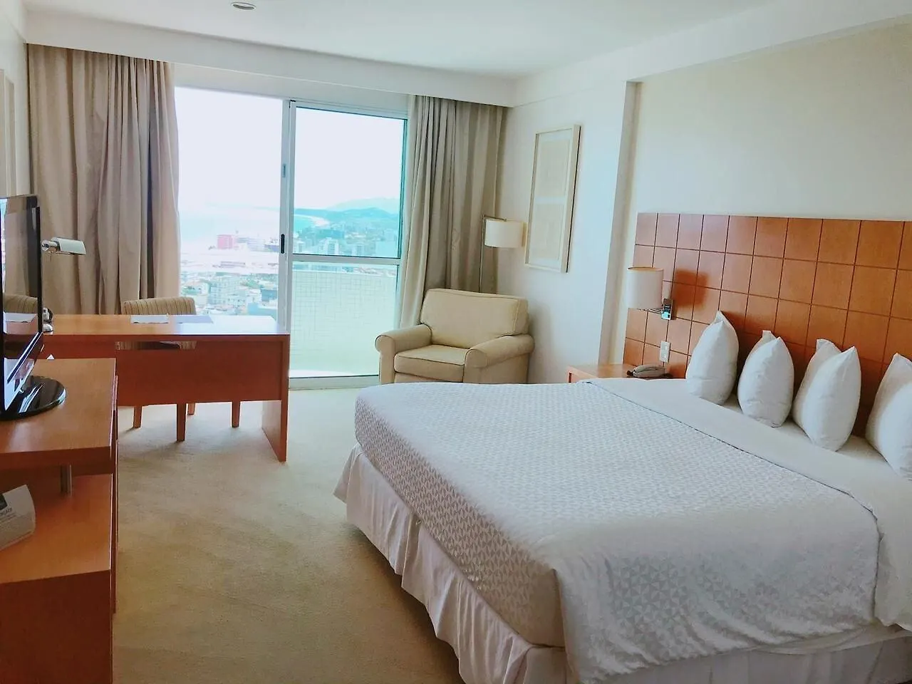 **** Hotel Mercure Macae Brazil