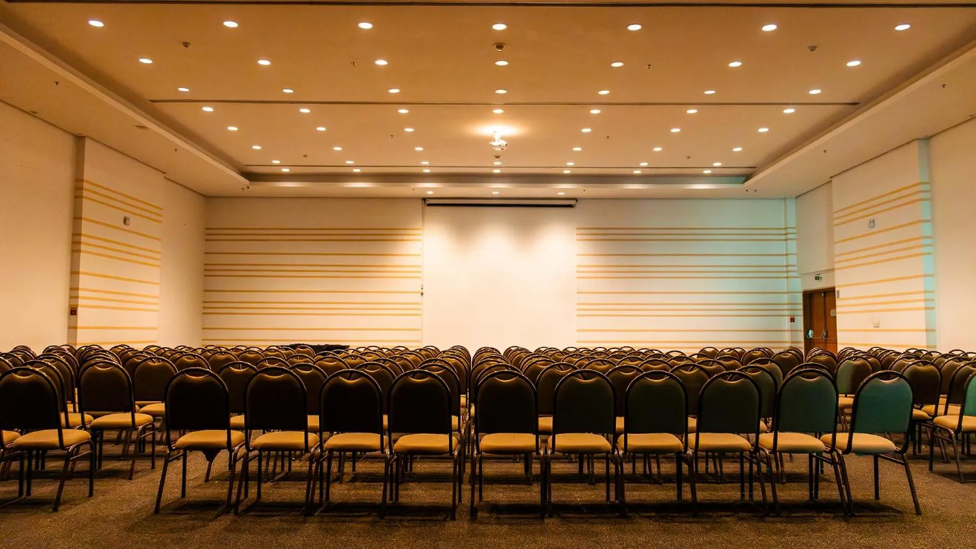 Hotel Mercure Macae