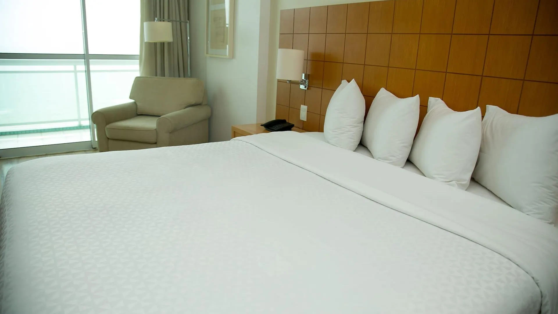 Mercure Macae